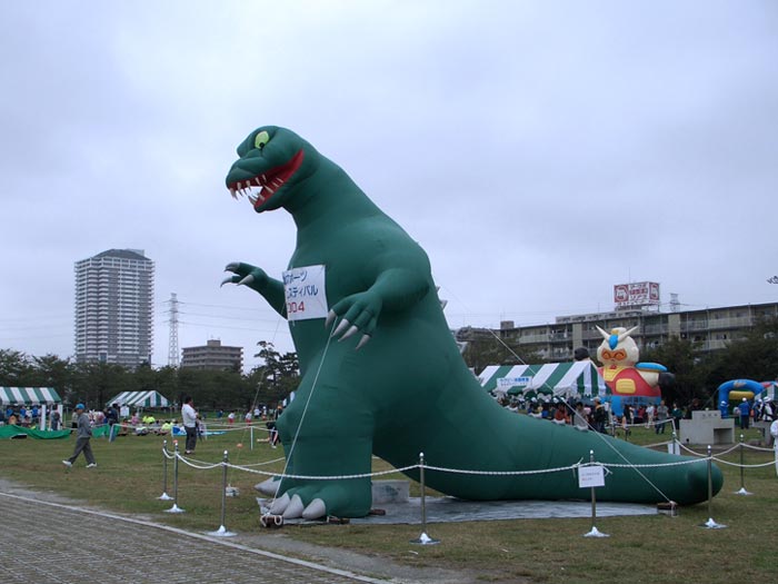 アイキャッチャーディスプレイ｜レンタル｜怪獣