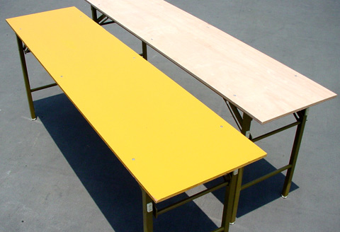 ベニヤテーブル