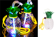 光るピカピカパイナップルボトル